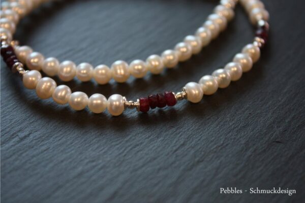 Perlenkette..edel & zart mit Rubinen 925 Silber
