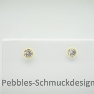 Diamond...zarte Zirkonia Ohrstecker  333er Gold