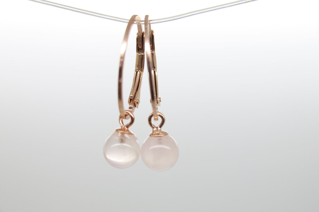 Ganz zart rosè farbige kleine Rosenquarzkugel, 925 Silber hochwertig 18k vergoldet, Wechselschmuck Einhänger für Creolen, Ohrhaken