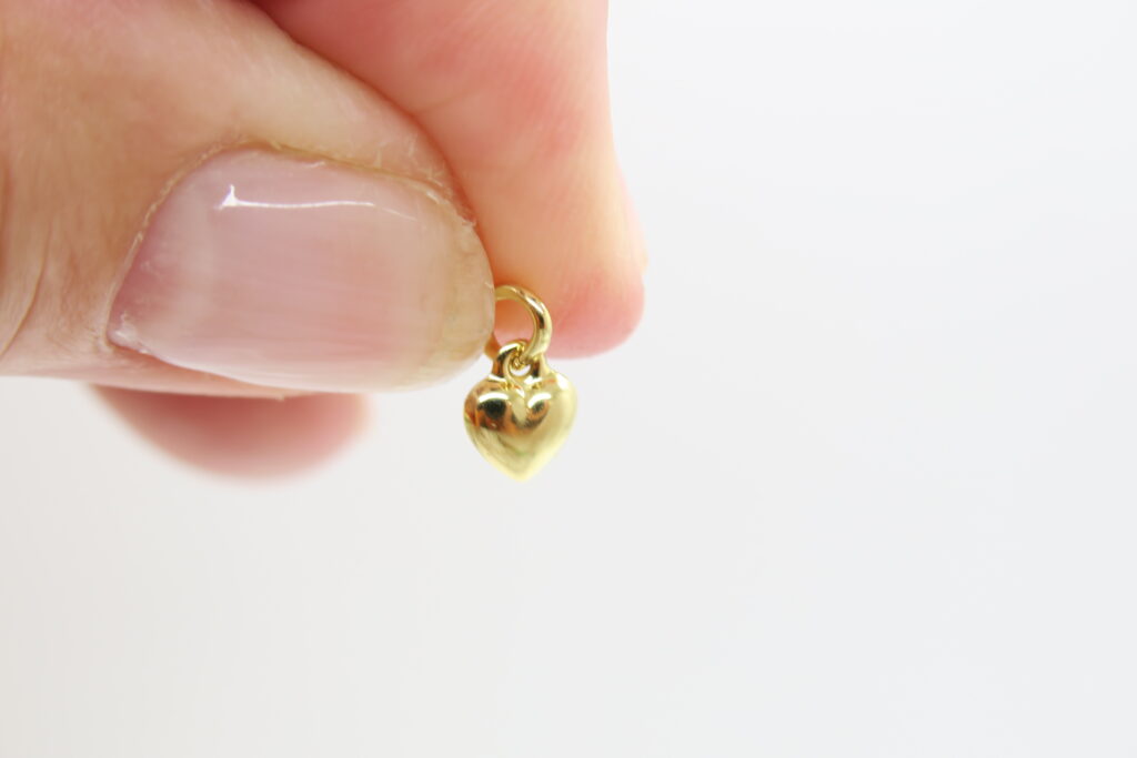 Geschenk Valentinstag, Muttertag, schöne Herzen aus echtem Gold, von 5mm-11mm Größe, in 8k und 14k